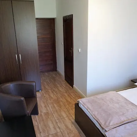 Quarto em Acomodações Particulares Dworek Góra I Kura