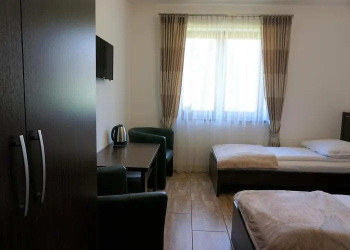 Dworek Gora I Kura Accommodatie bij particulieren Brenna